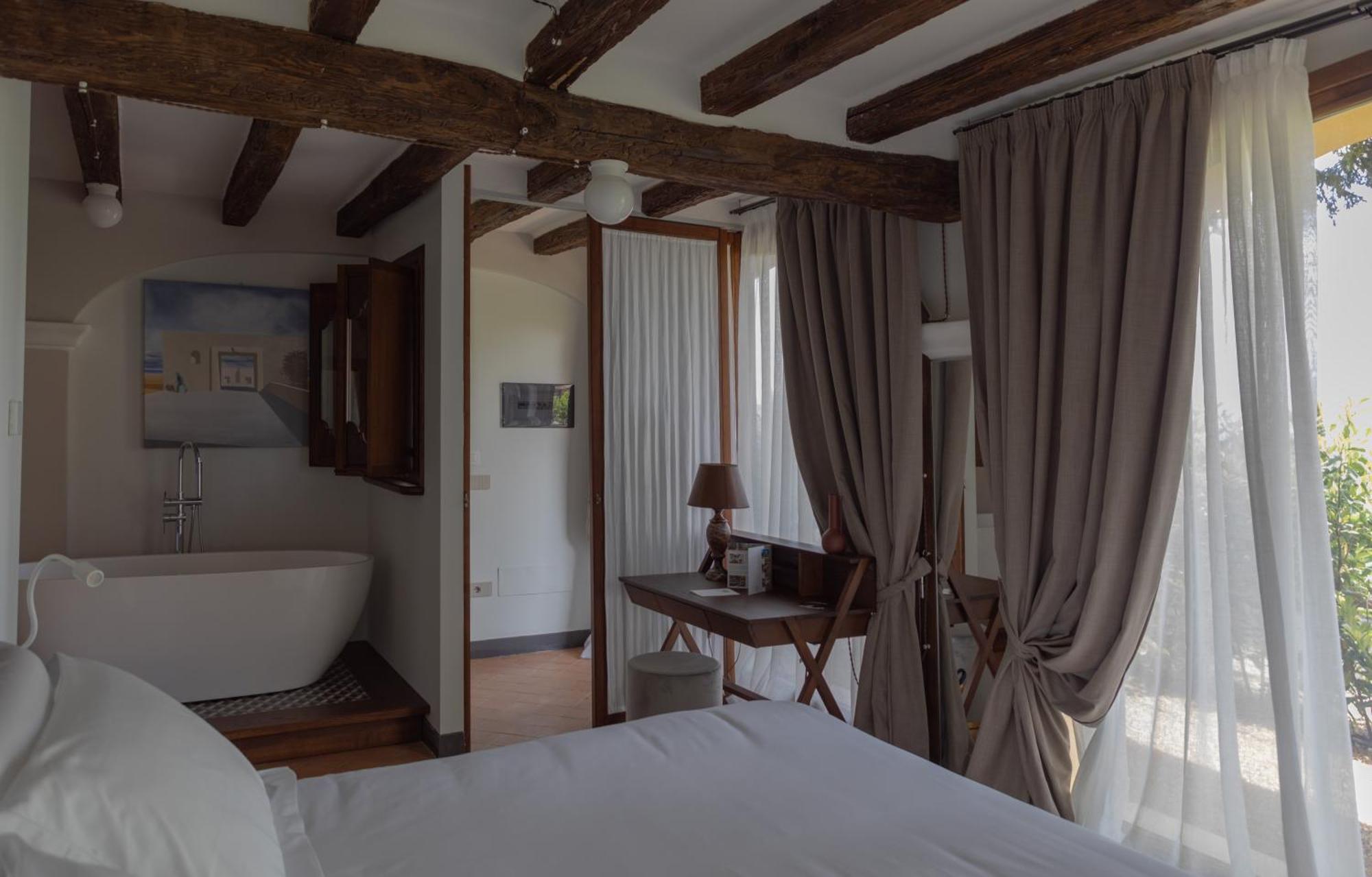 Dimora Storica Giorni Resort & Spa Pignola Екстер'єр фото