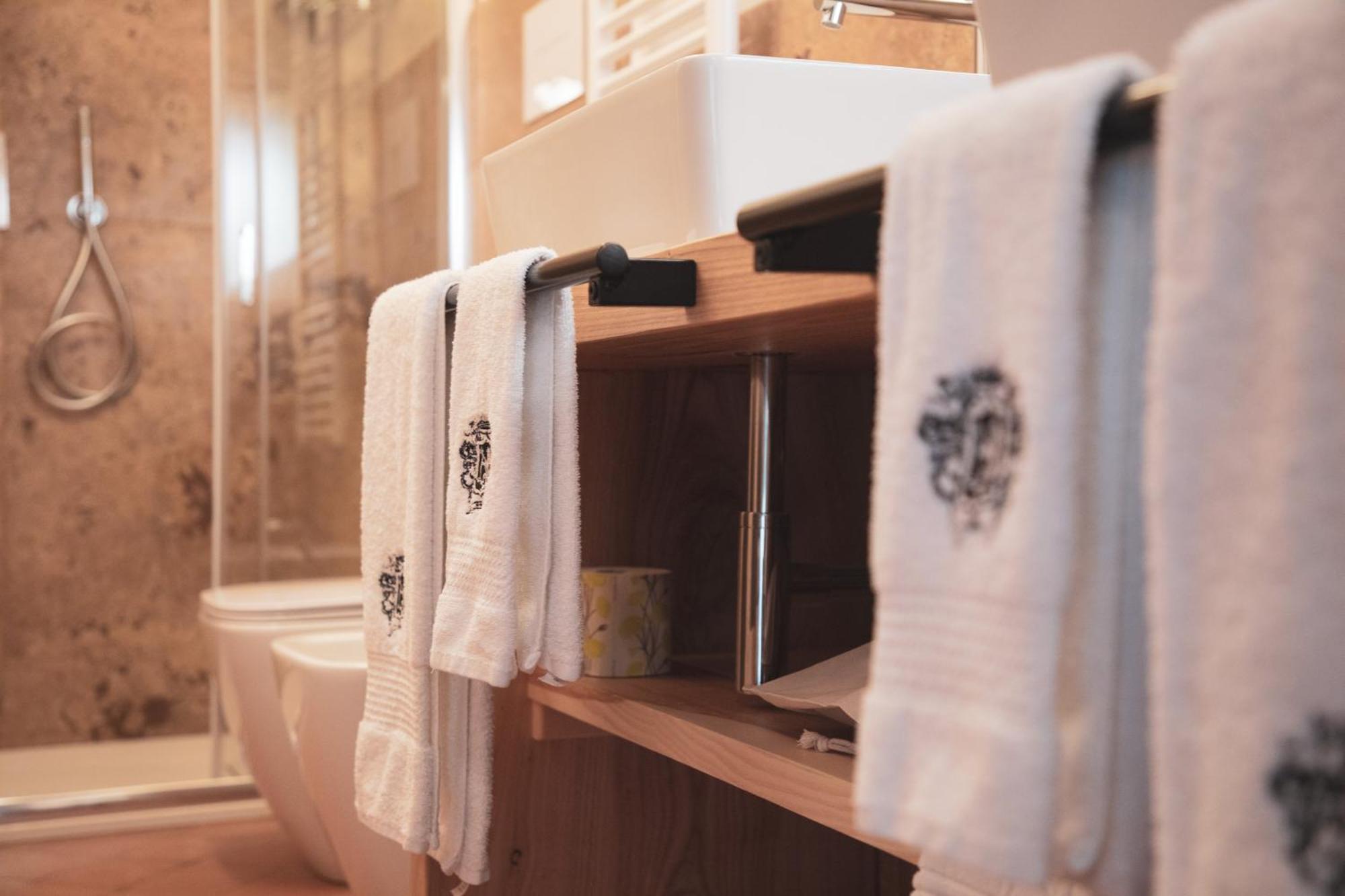 Dimora Storica Giorni Resort & Spa Pignola Екстер'єр фото